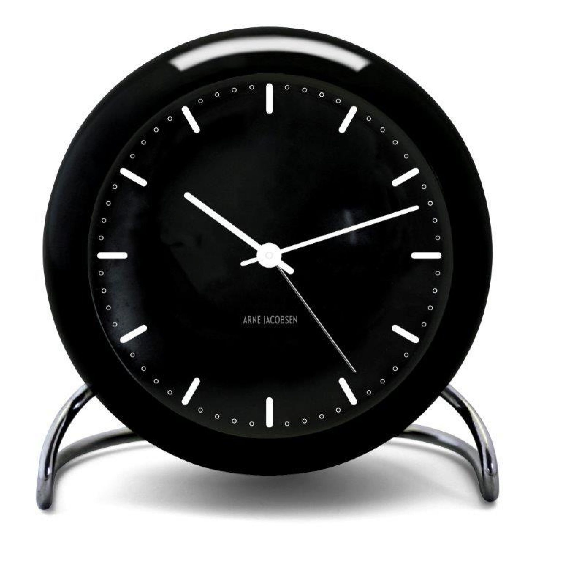 Schwarze City Hall Tischuhr von Rosendahl Timepieces mit minimalistischem Design und silbernem Standfuß. Zeitlose Tischuhr für Zuhause.